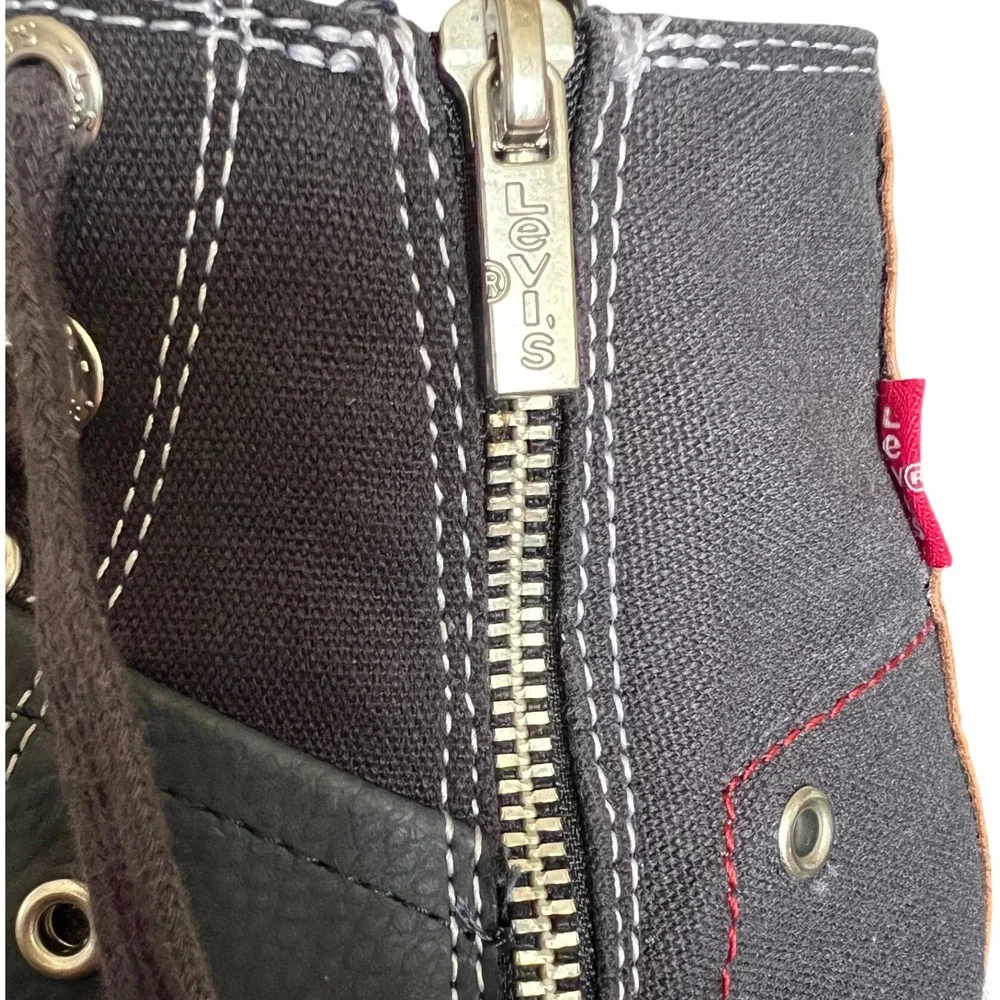 Levi's Hi Top Sneakers Canvas Lace Up Zipper Accent‎ Casual Mens Size 8